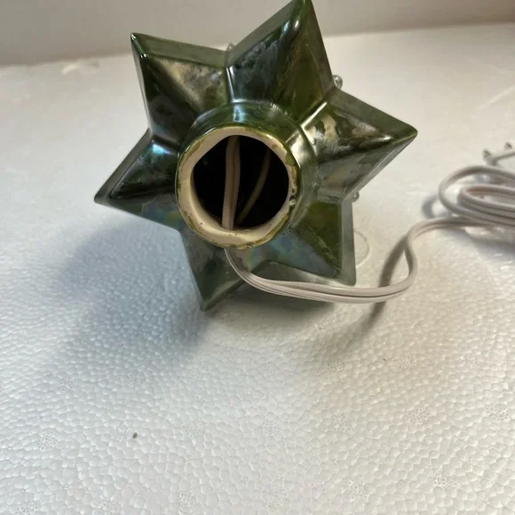 Green glazed Christmas tree - Picture 3 of 7